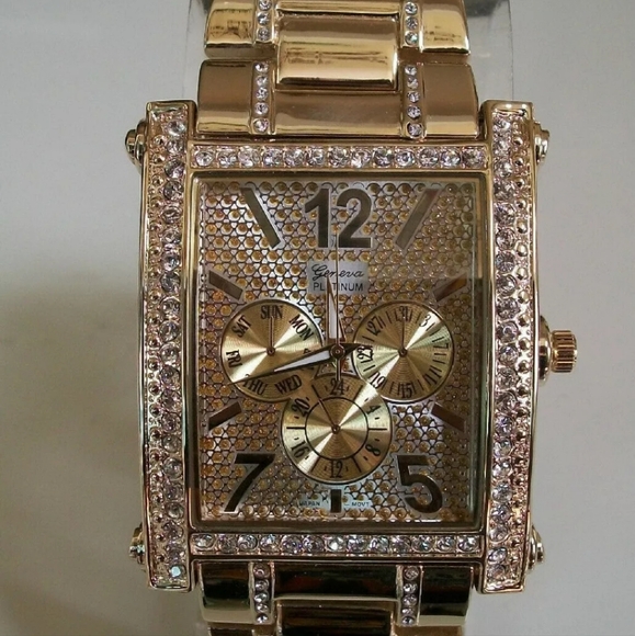 Watch - Picture 2 of 6